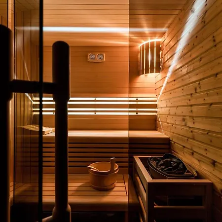 Longfield-private Heated Pool, Sauna, Air-conditioned 더갈포지