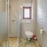Longfield-private Heated Pool, Sauna, Air-conditioned Vila